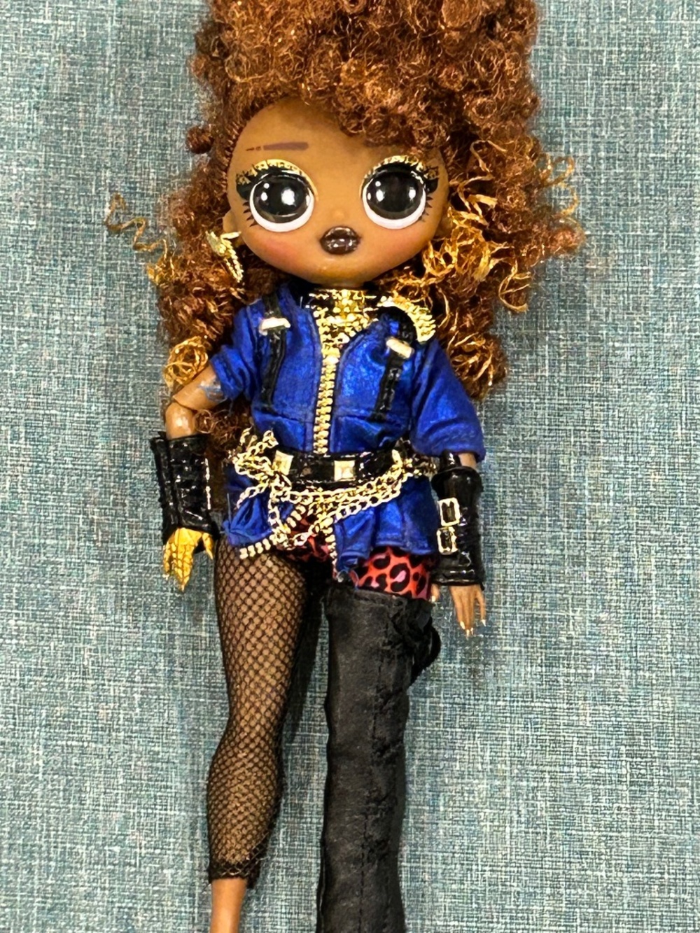 L.O.L. Surprise! O.M.G. Remix Super Surprise Ferocious Fashion Rock Band Doll